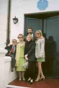 THE HESTON FAMILY: JACK,LYDIA, HOLLY, MARILYN(FRAY'S WIFE) & FRAY